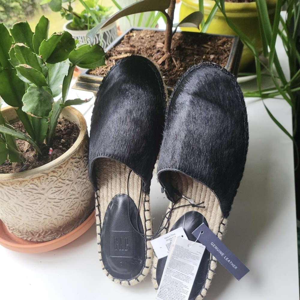 GAP Women's Black Espadrilles Size 7